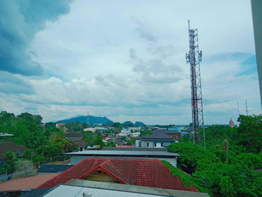 Jingjit Hotel Krabi Exterior foto